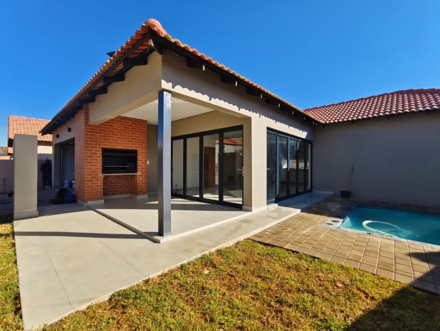 3 Bedroom Property for Sale in Melodie North West